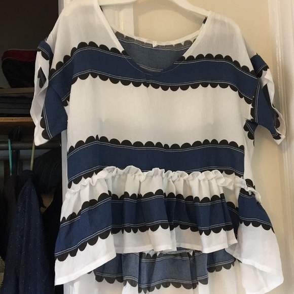 Shein Scalloped Crop Top - Picture 5 of 8